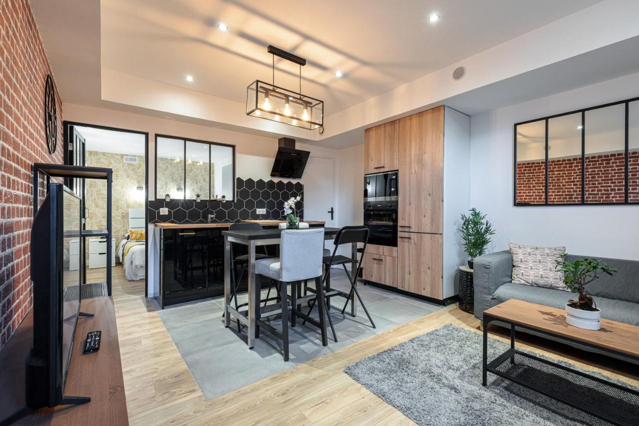 Le Loft Magnan - Ac- Pres - Wifi - Parking - Confort Et Moderne - Supermarches Et Tram Proches Appartement